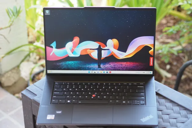 Lenovos-ThinkPad-Z16-Gen-2-Unveiling-the-Premium-Upgrade-2