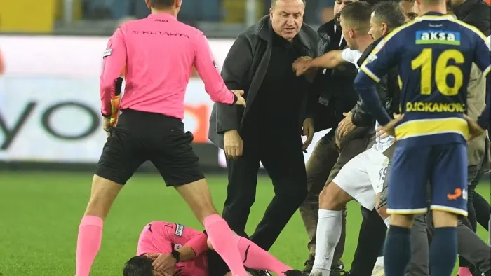 Turkish Football in Chaos Club President's Shocking Attack! (03)